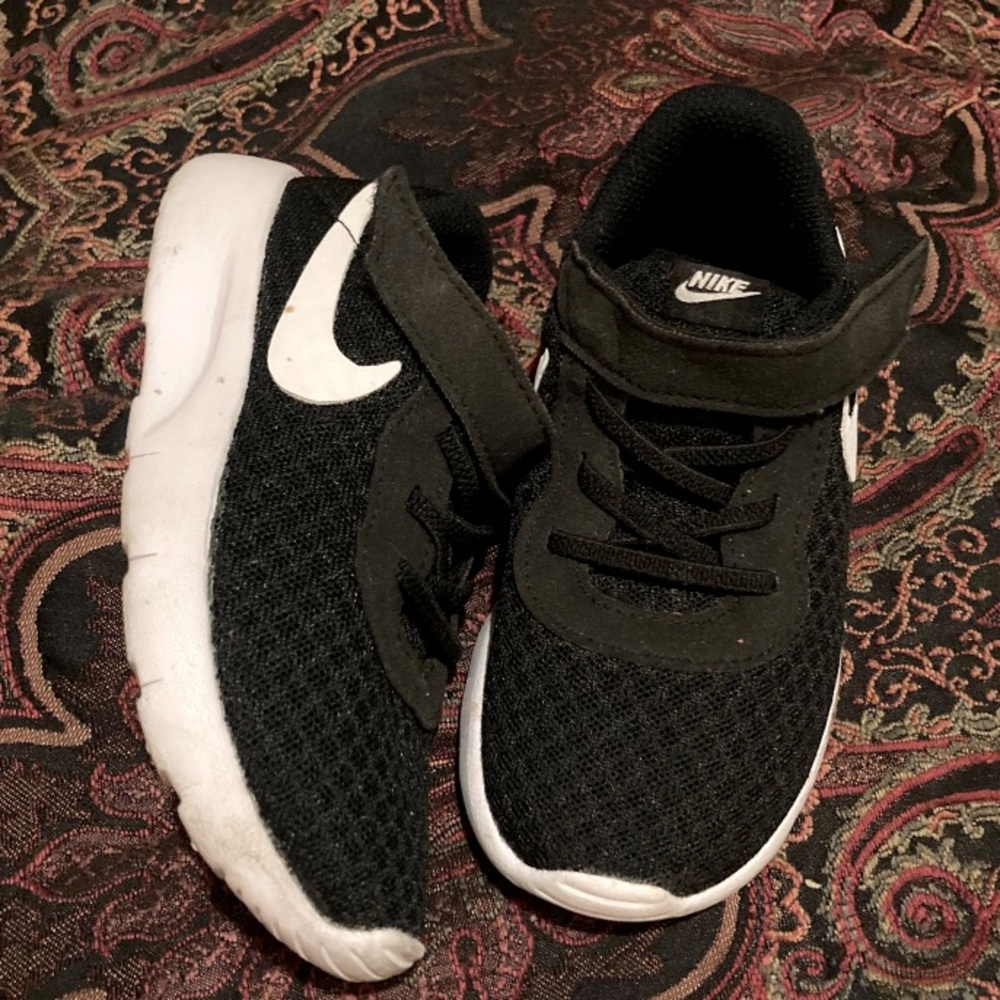 Nike Black Velcro Slip On Sneakers 9C